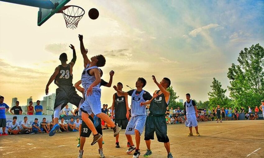 Olahraga bola basket untuk meningkatkan ketahanan fisik dan mental